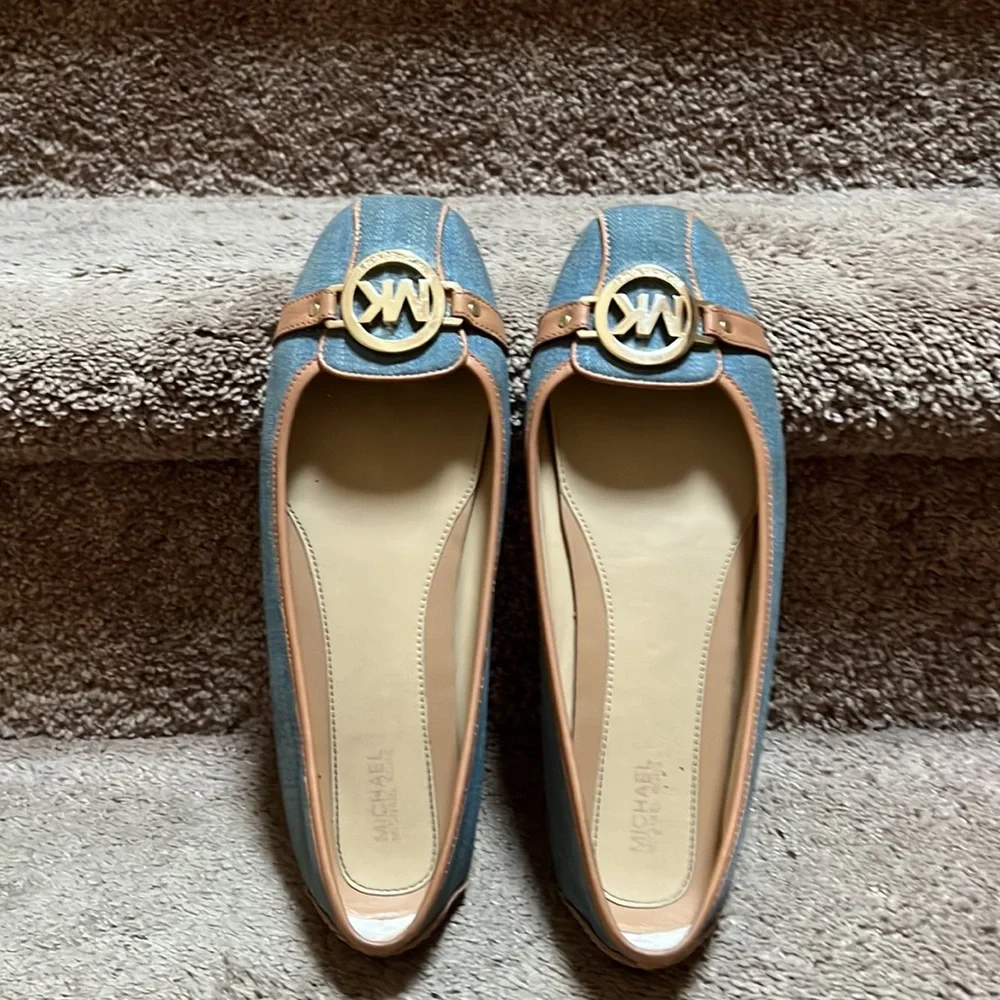 Michael Kors Size 10 Denim Moccasin Flats EUC